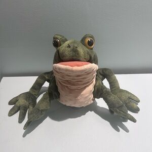 Folkmanis Toad Hand Puppet Plush Toy for Reptile Lovers Ages 3+ Green Playing